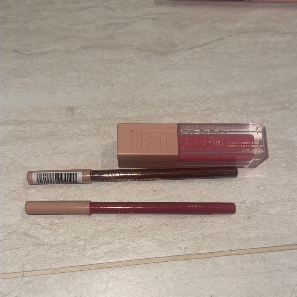 Maybelline Pink Lip Gloss with Matching Rose and Nude Lip Liners